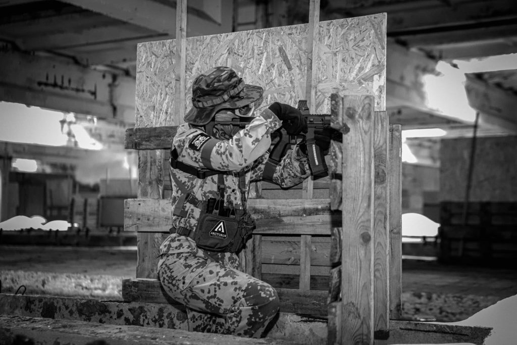 Airsoft žaidimas AIRWAR, Madžiūnai