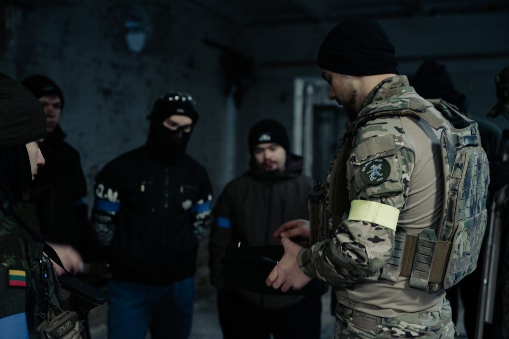 Airsoft žaidimas AIRWAR, Madžiūnai